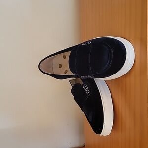 Boden Navy Blue Velvet Slip-ons Size 39 8-8.5